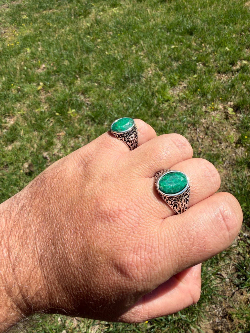 Columbian King Ring - 925 Silver Oxidized - Genuine Green Emerald Stone