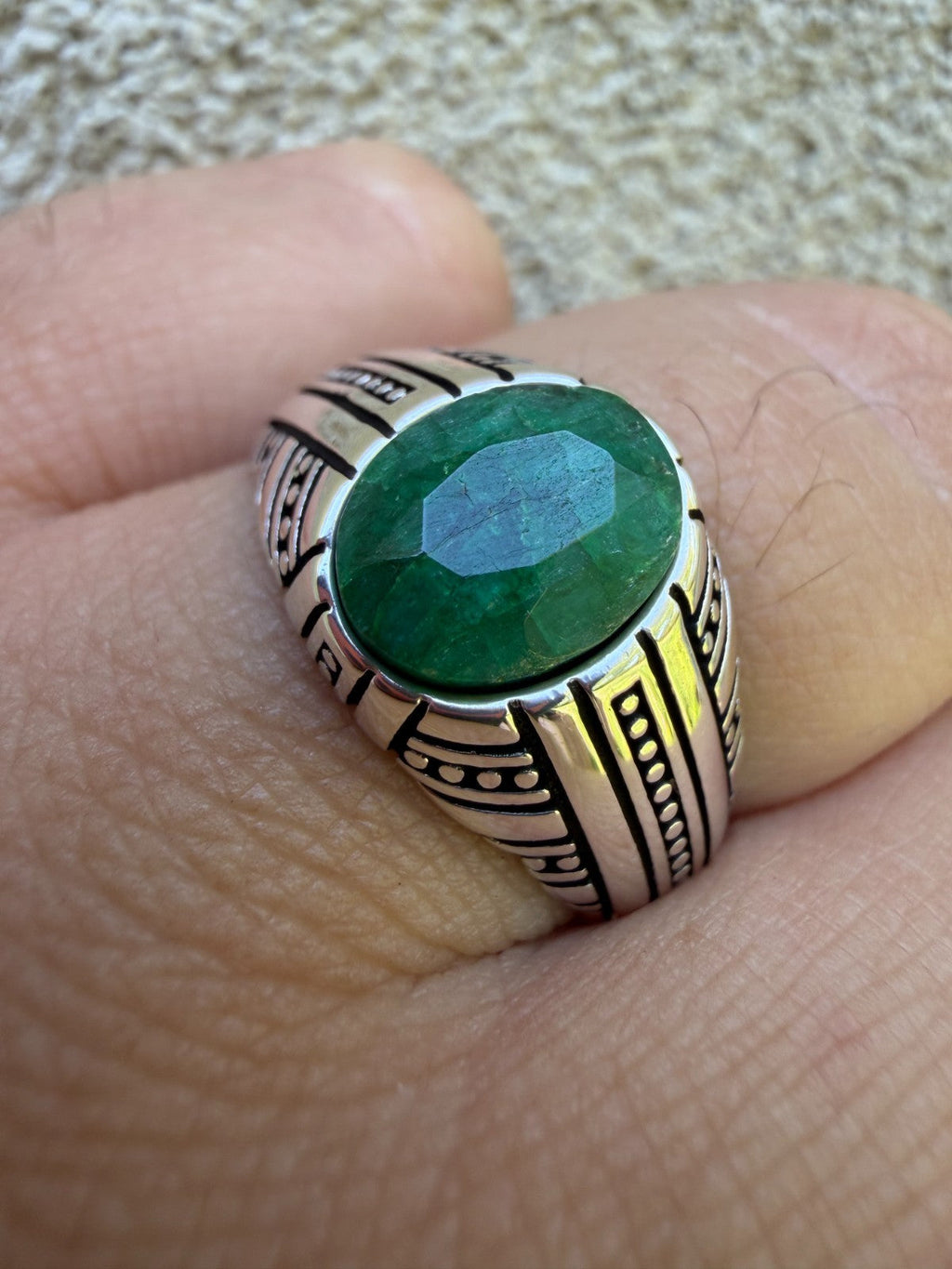 Royal Dynasty Ring - 925 Silver Oxidized - Genuine Green Emerald Stone
