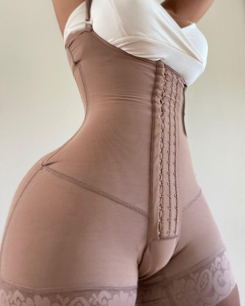 Faja Body Completa con Banda Abdominal Desmontable