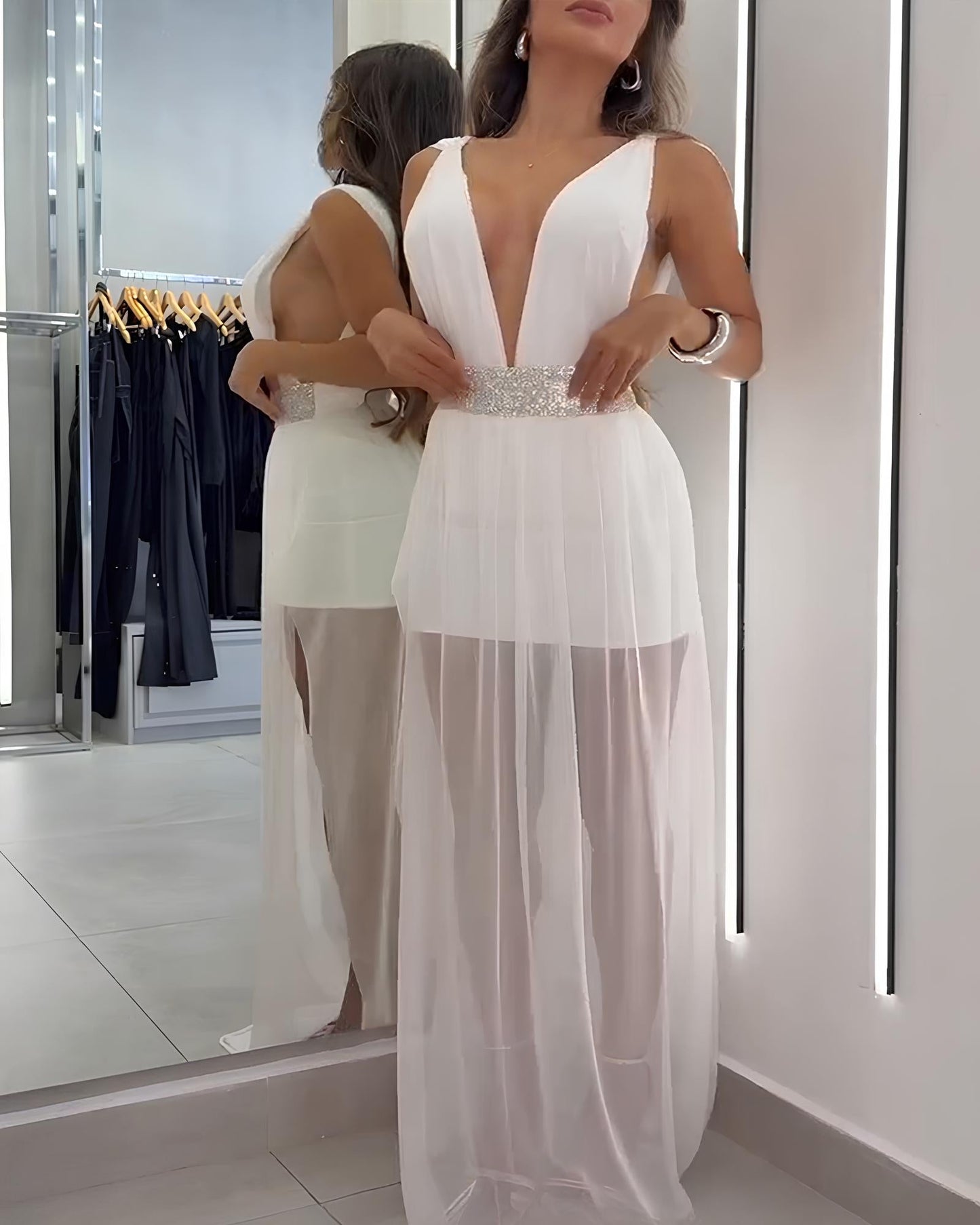 Vestido de Playa Costa Blanca – Escote en V con Abertura