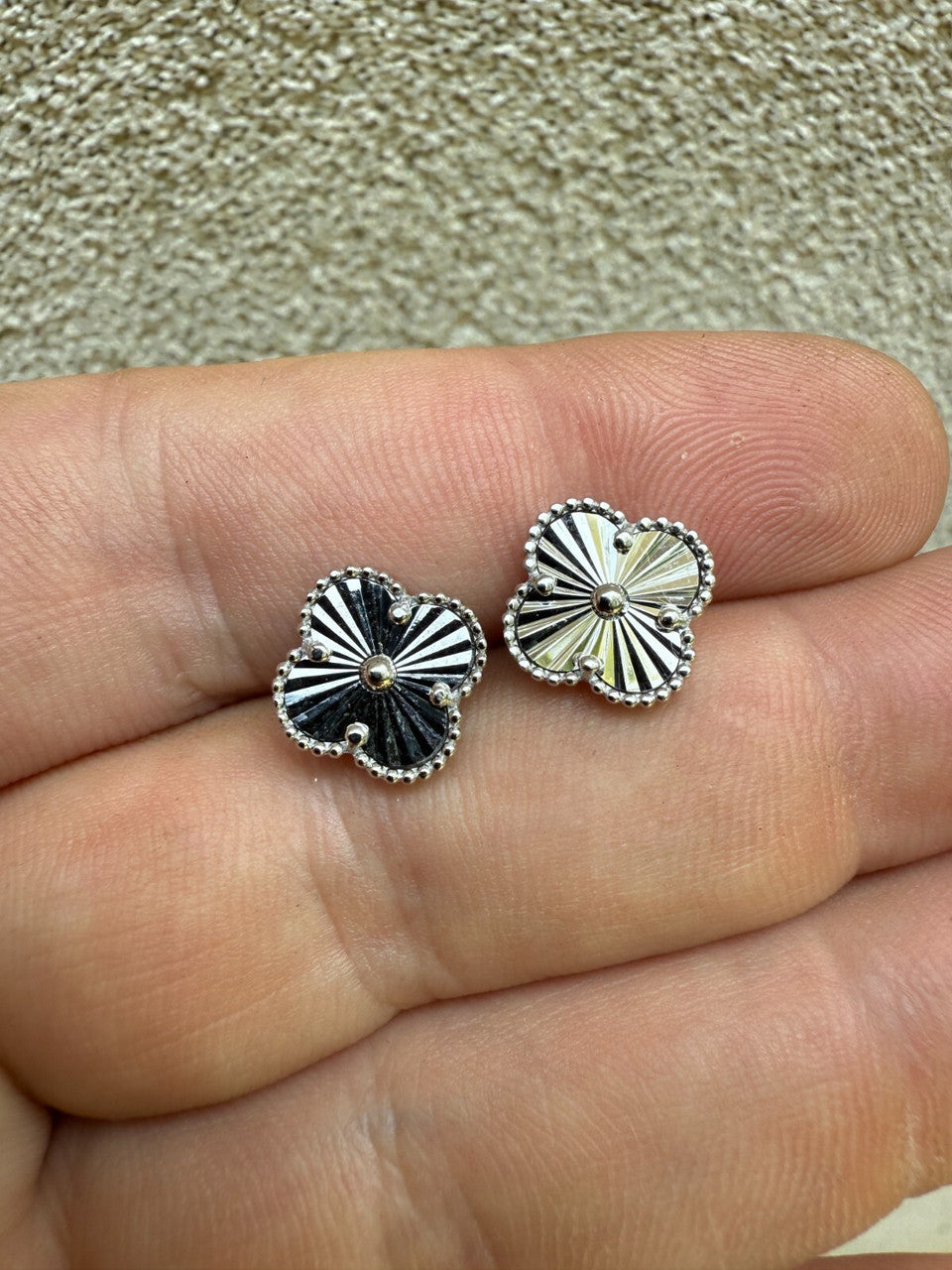 Diamond Cut Clover Earrings - 925 Silver - 8mm-12mm