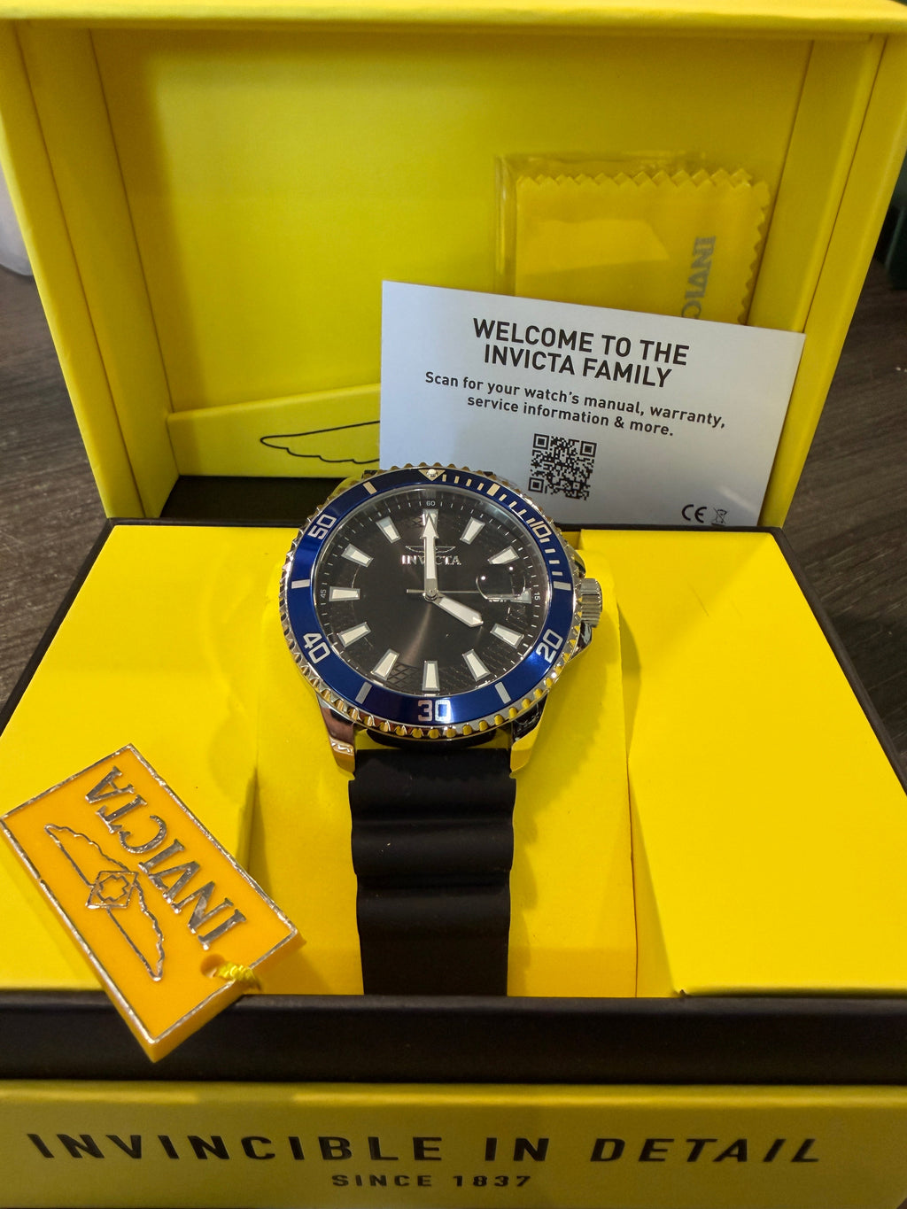 Invicta Pro Diver Watch 46130 45mm Blue Bezel - Japan Movement Silicone Strap