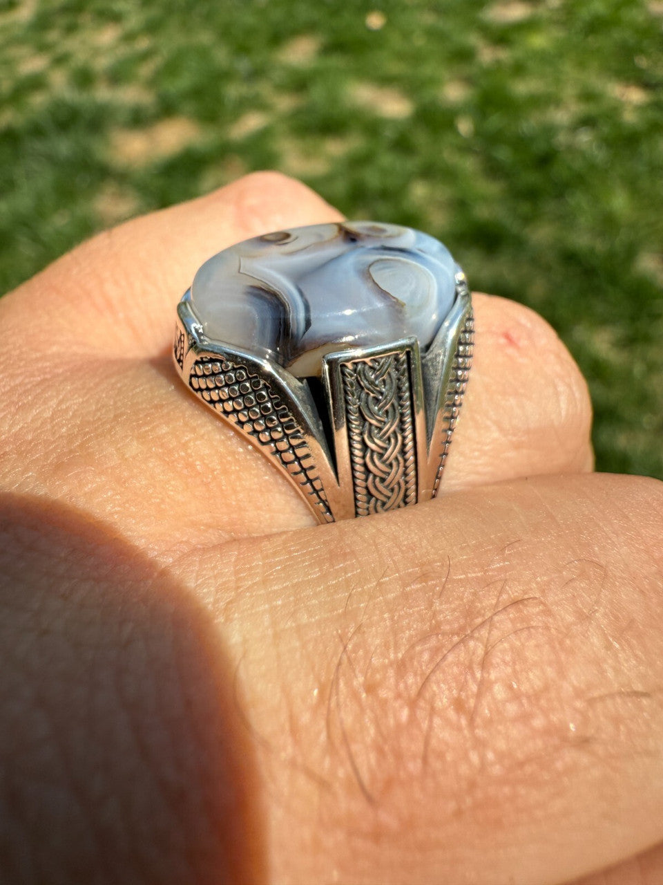 Wealth Ring - 925 Silver Oxidized - Genuine Agate Stone