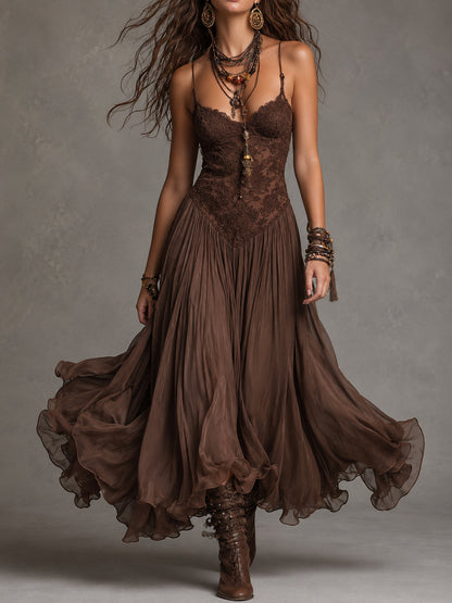Vestido largo de gasa marrón oscuro con paneles de encaje
