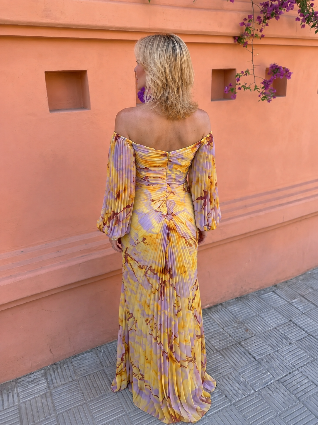 Greta – Vestido largo de flores con escote pronunciado