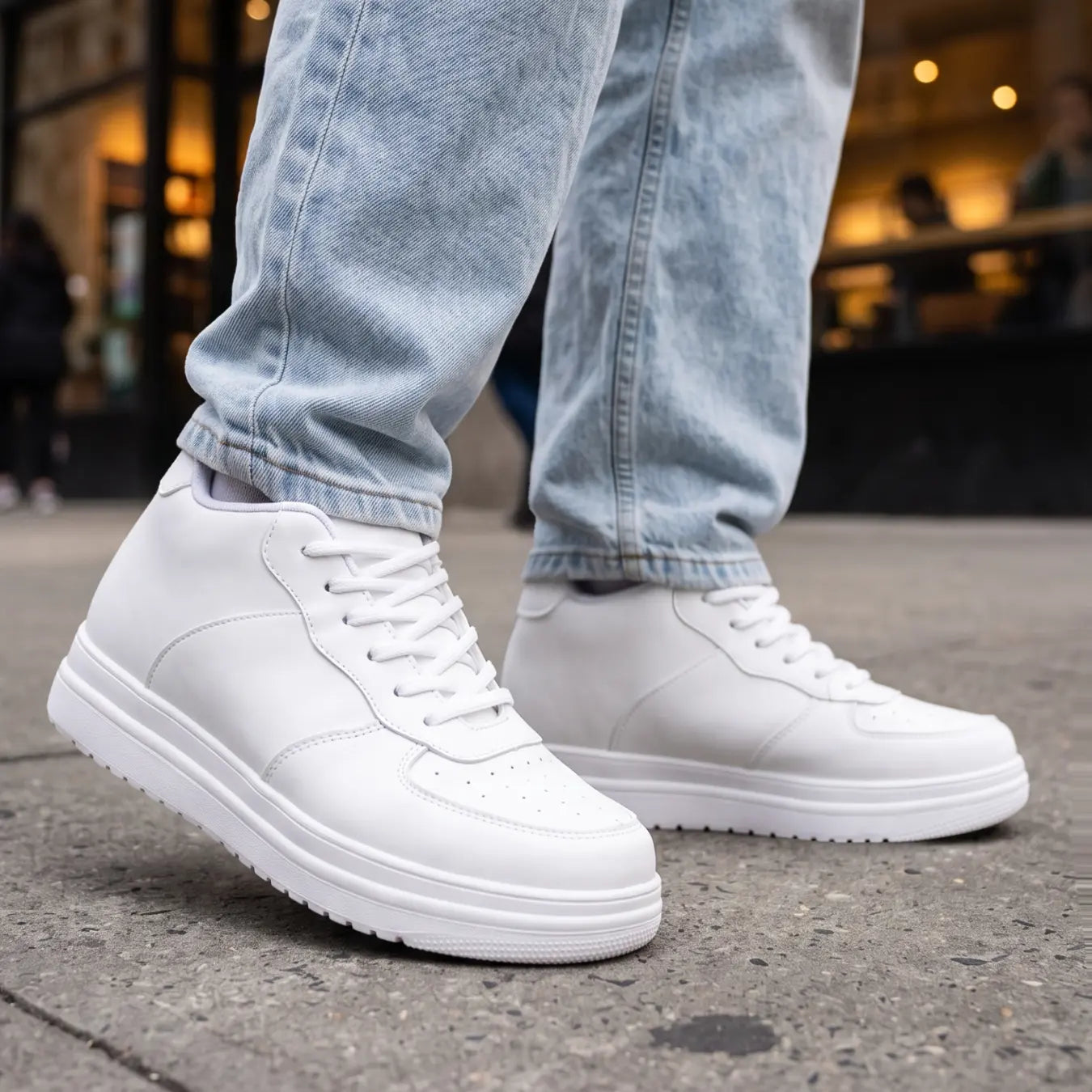 NEVADA — Zapatilla blanca con alza de 8 cm