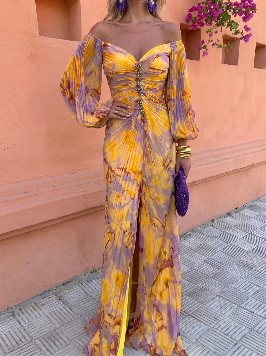 Greta – Vestido largo de flores con escote pronunciado