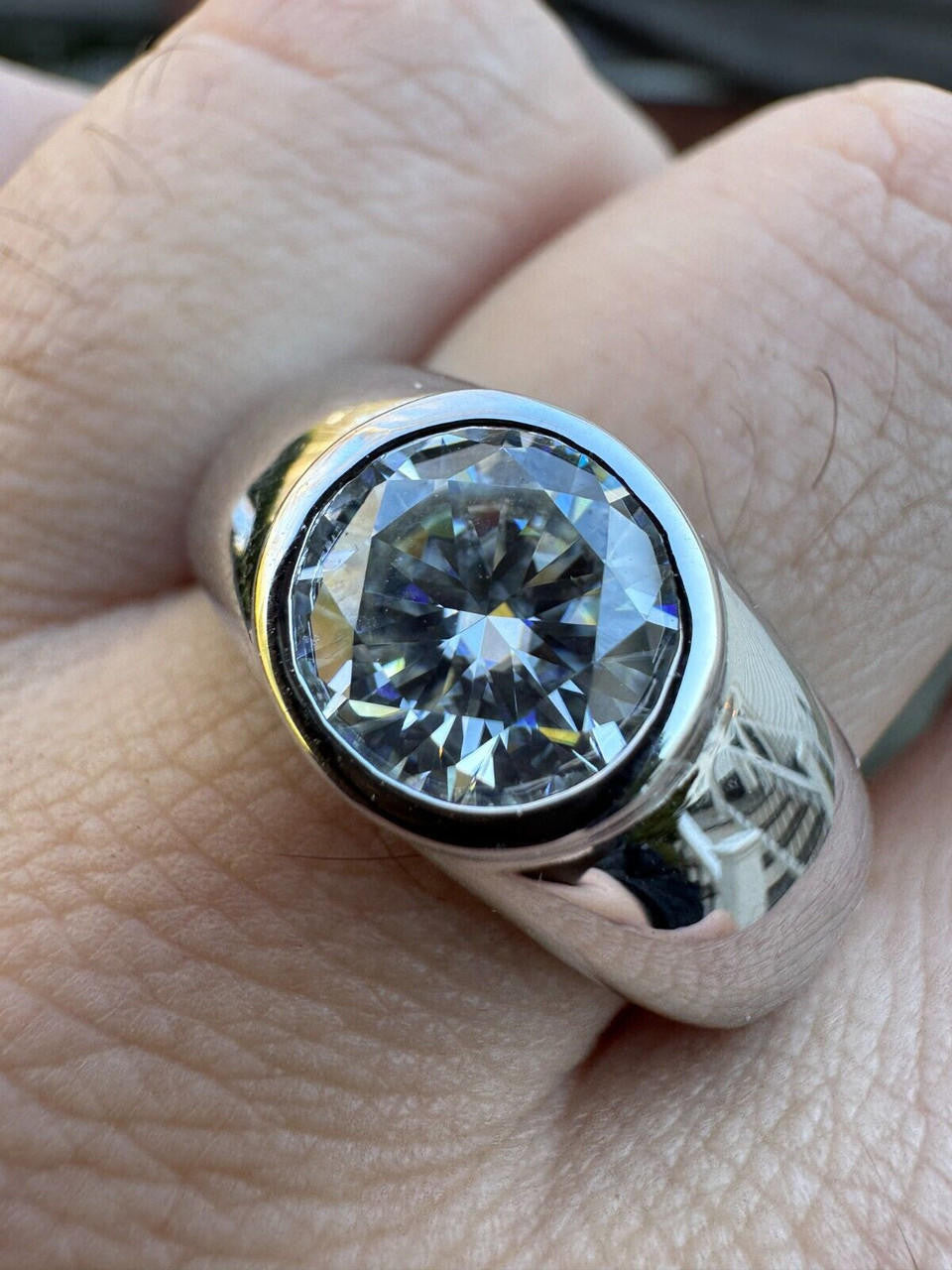 MOISSANITE Classic Big Rock Round Brilliant Cut Ring - 925 Silver