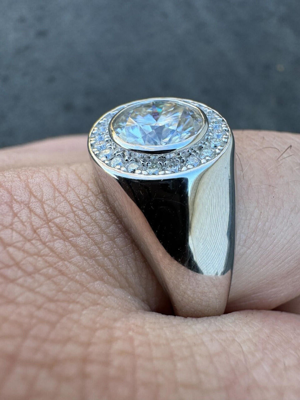 Moissanite Icy Swag Round Brilliant Cut Ring -  925 Silver