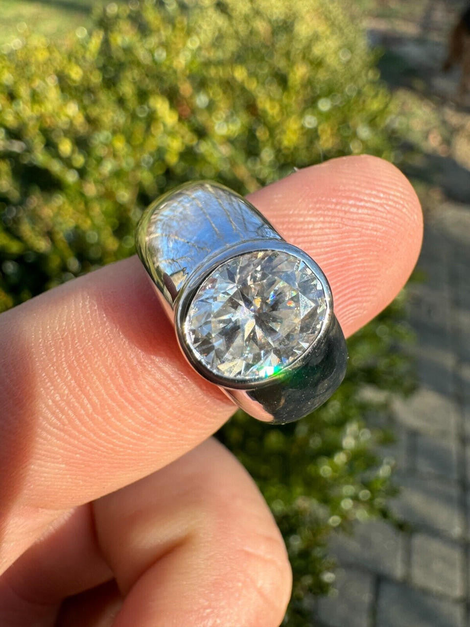 MOISSANITE Classic Big Rock Oval Cut Ring - 925 Silver