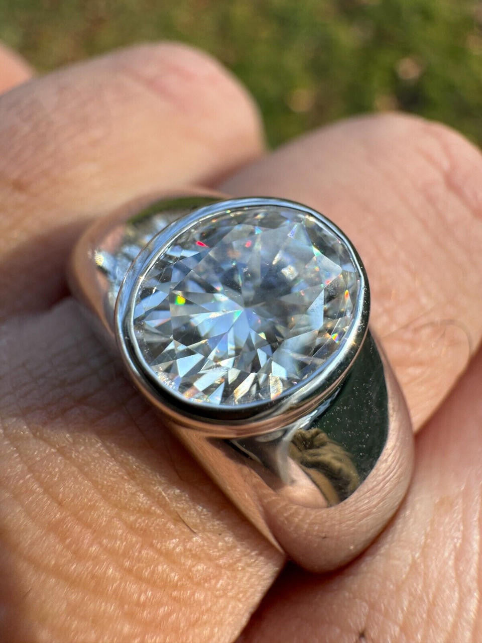 MOISSANITE Classic Big Rock Oval Cut Ring - 925 Silver