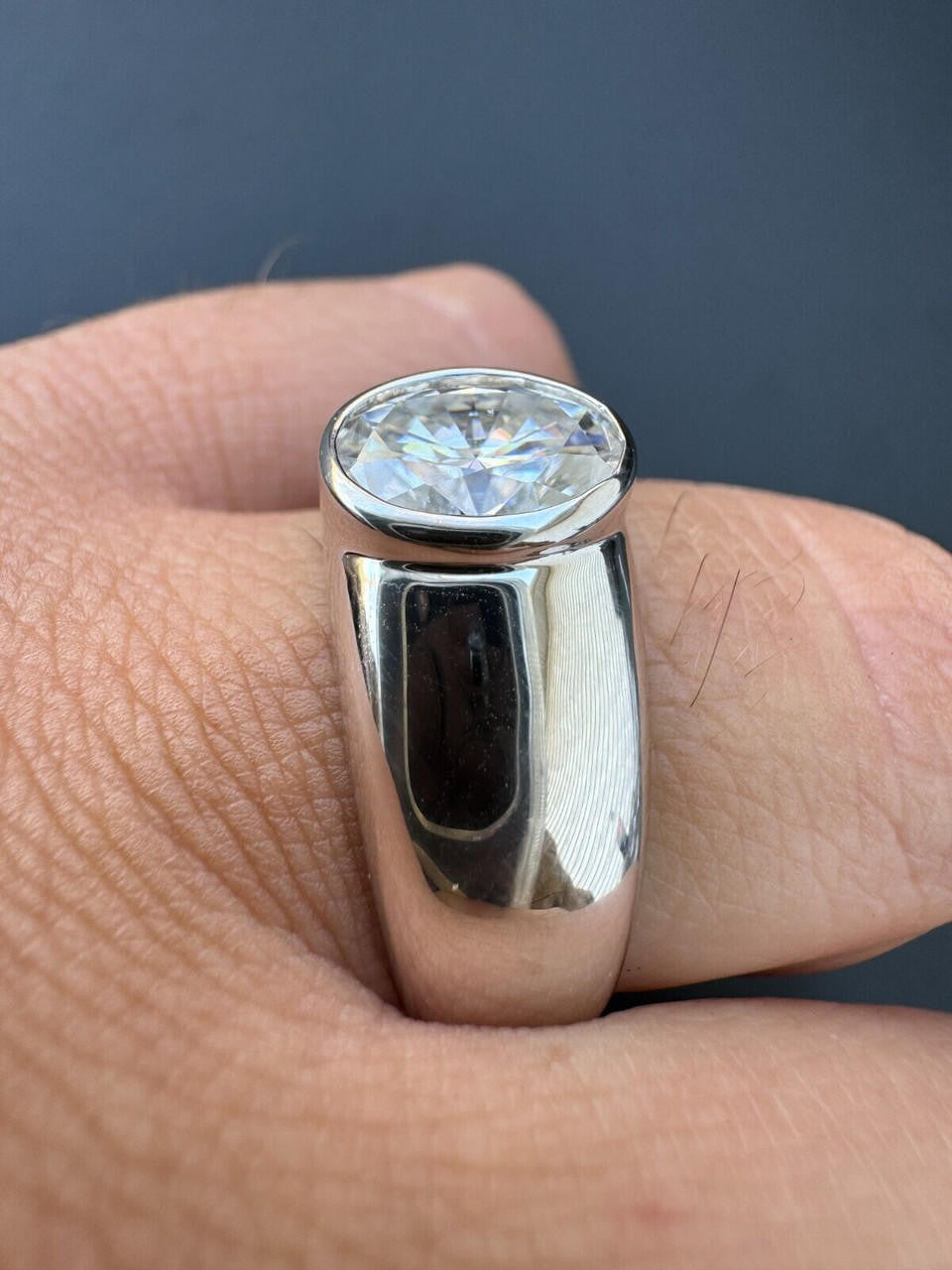 MOISSANITE Classic Big Rock Oval Cut Ring - 925 Silver