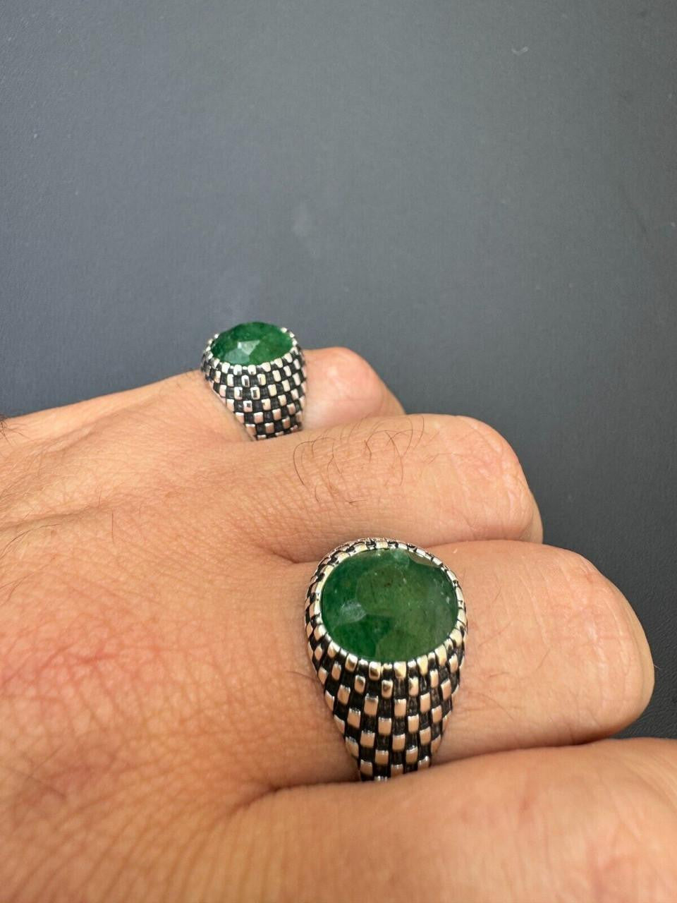 Black & White Ring - 925 Silver Oxidized - Genuine Green Emerald Stone