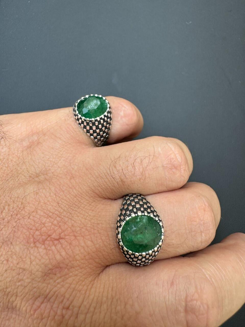 Black & White Ring - 925 Silver Oxidized - Genuine Green Emerald Stone