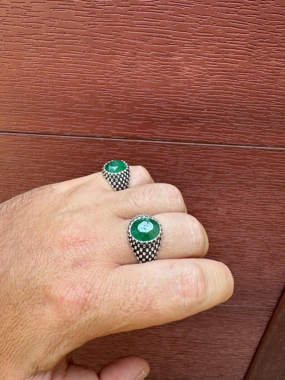 Black & White Ring - 925 Silver Oxidized - Genuine Green Emerald Stone