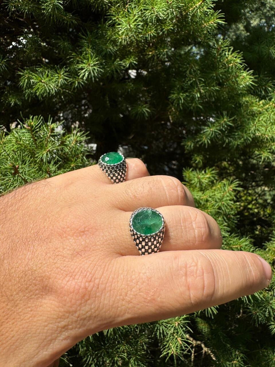 Black & White Ring - 925 Silver Oxidized - Genuine Green Emerald Stone