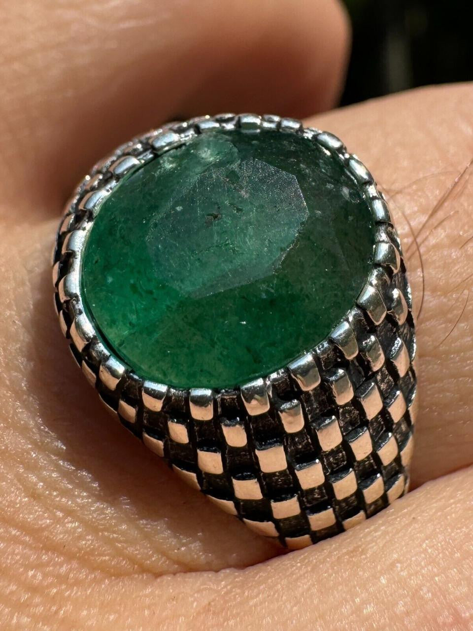 Black & White Ring - 925 Silver Oxidized - Genuine Green Emerald Stone