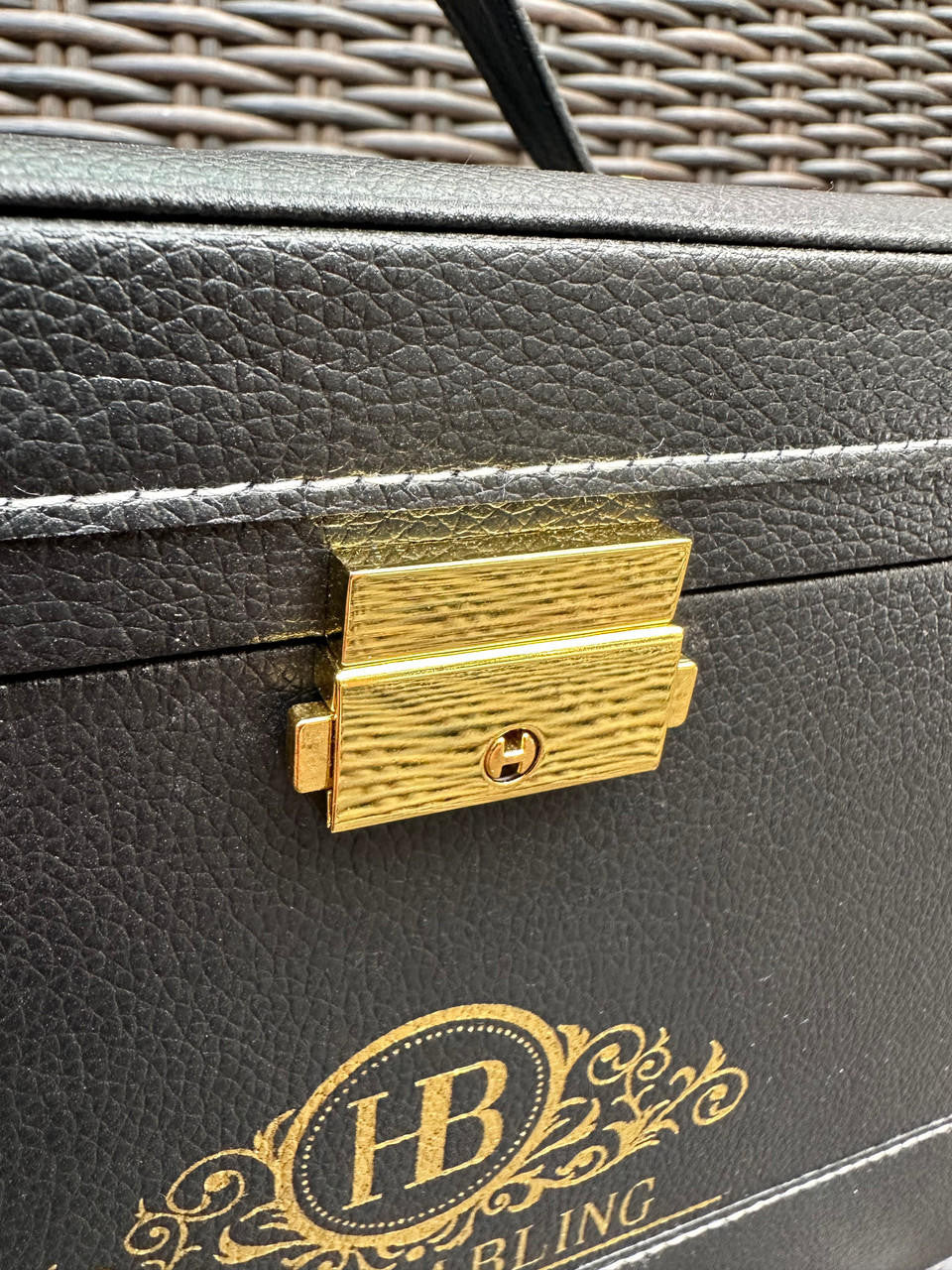 Harlembling Leather Full Size Home Jewelry Box Case