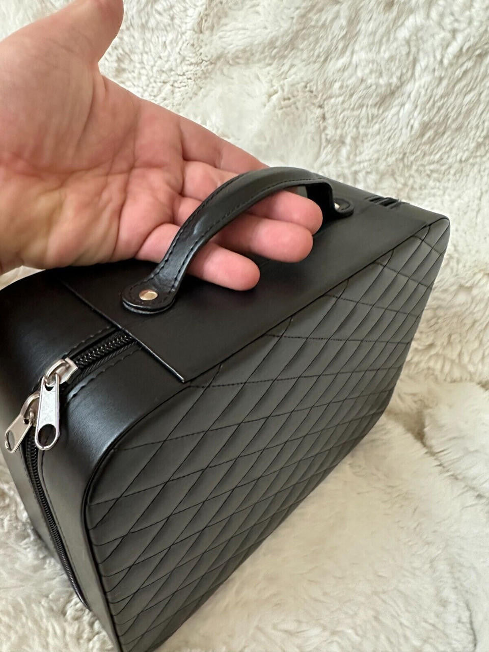 Harlembling Leather Travel Jewelry Box Carrying Case - Black