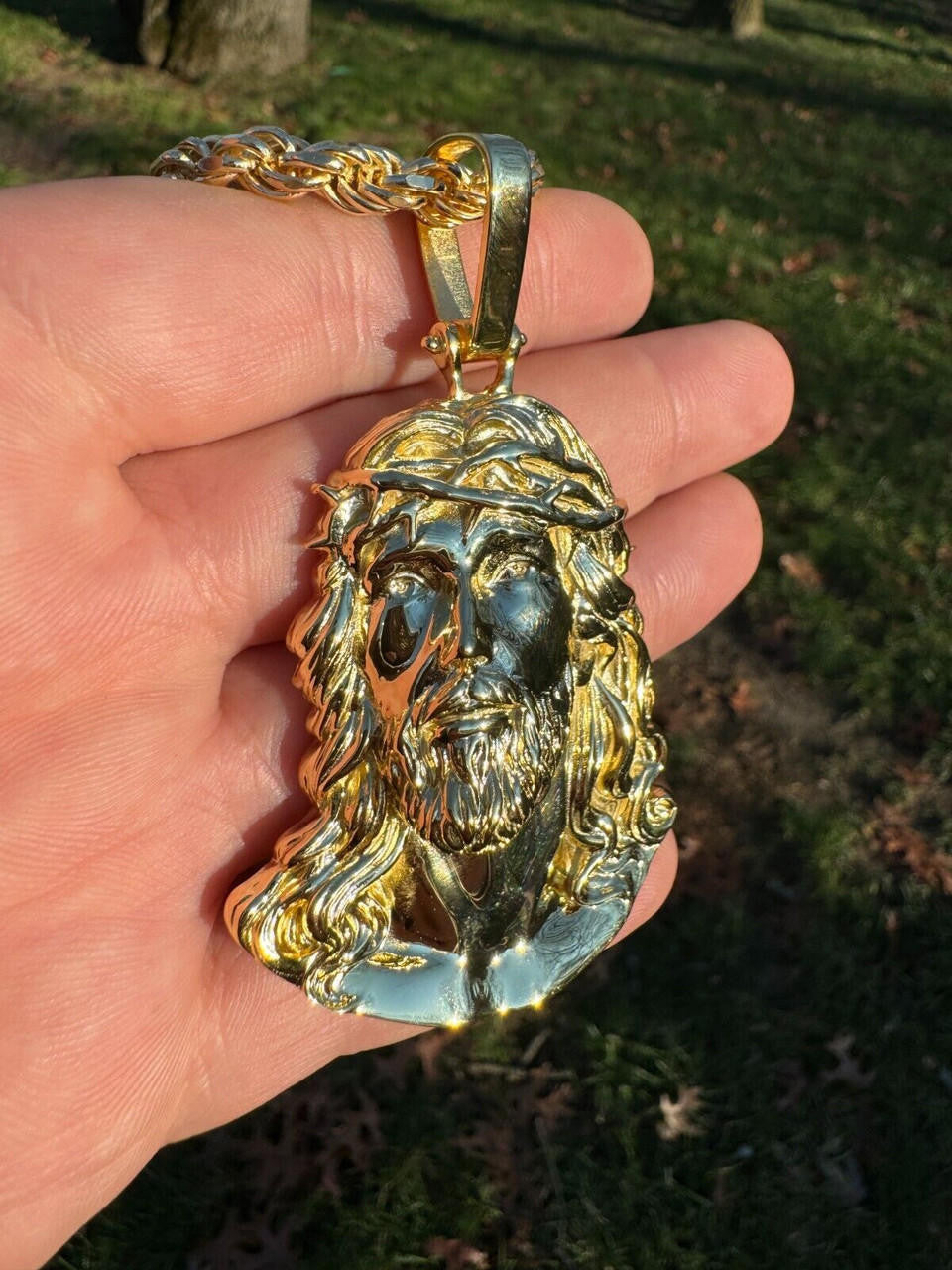 Sacred Jesus Plain Pendant - 14k Gold Vermeil 925 Silver - 3 Sizes 1.5"-3"