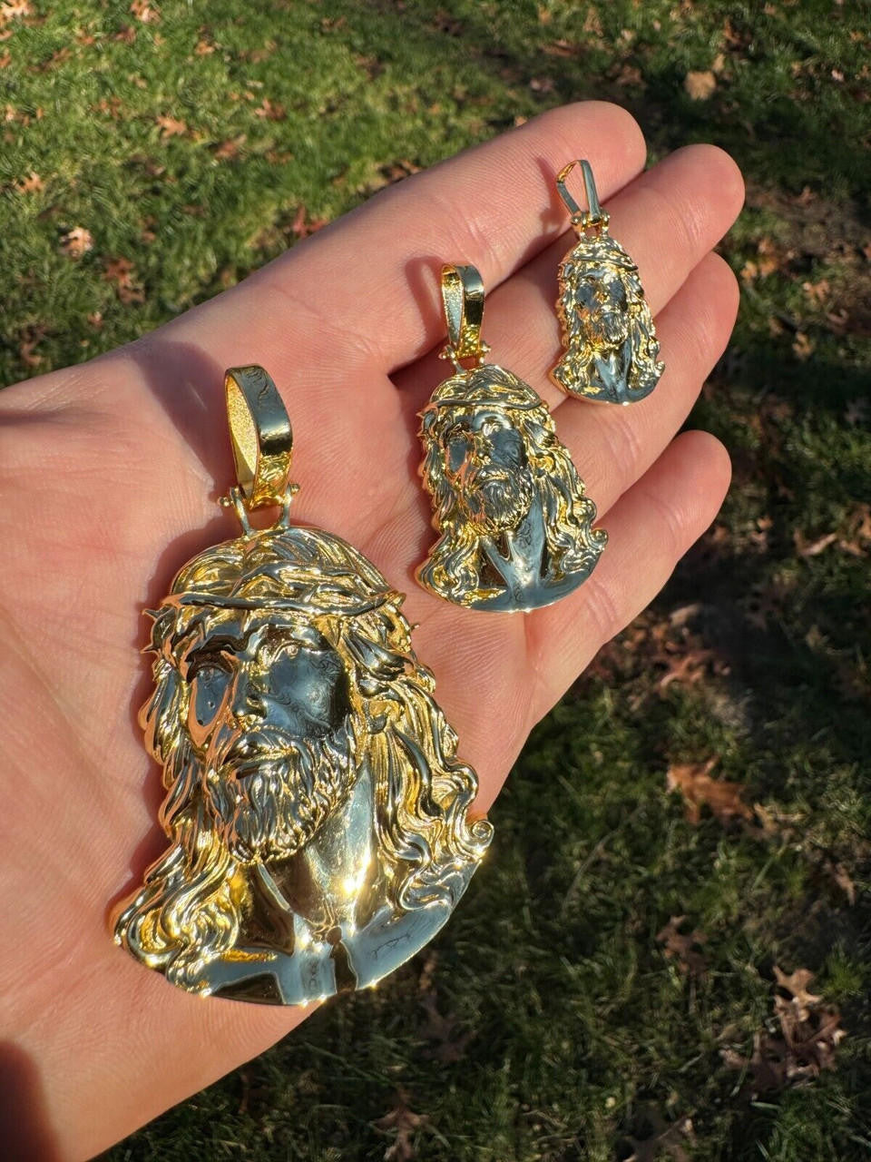 Sacred Jesus Plain Pendant - 14k Gold Vermeil 925 Silver - 3 Sizes 1.5"-3"
