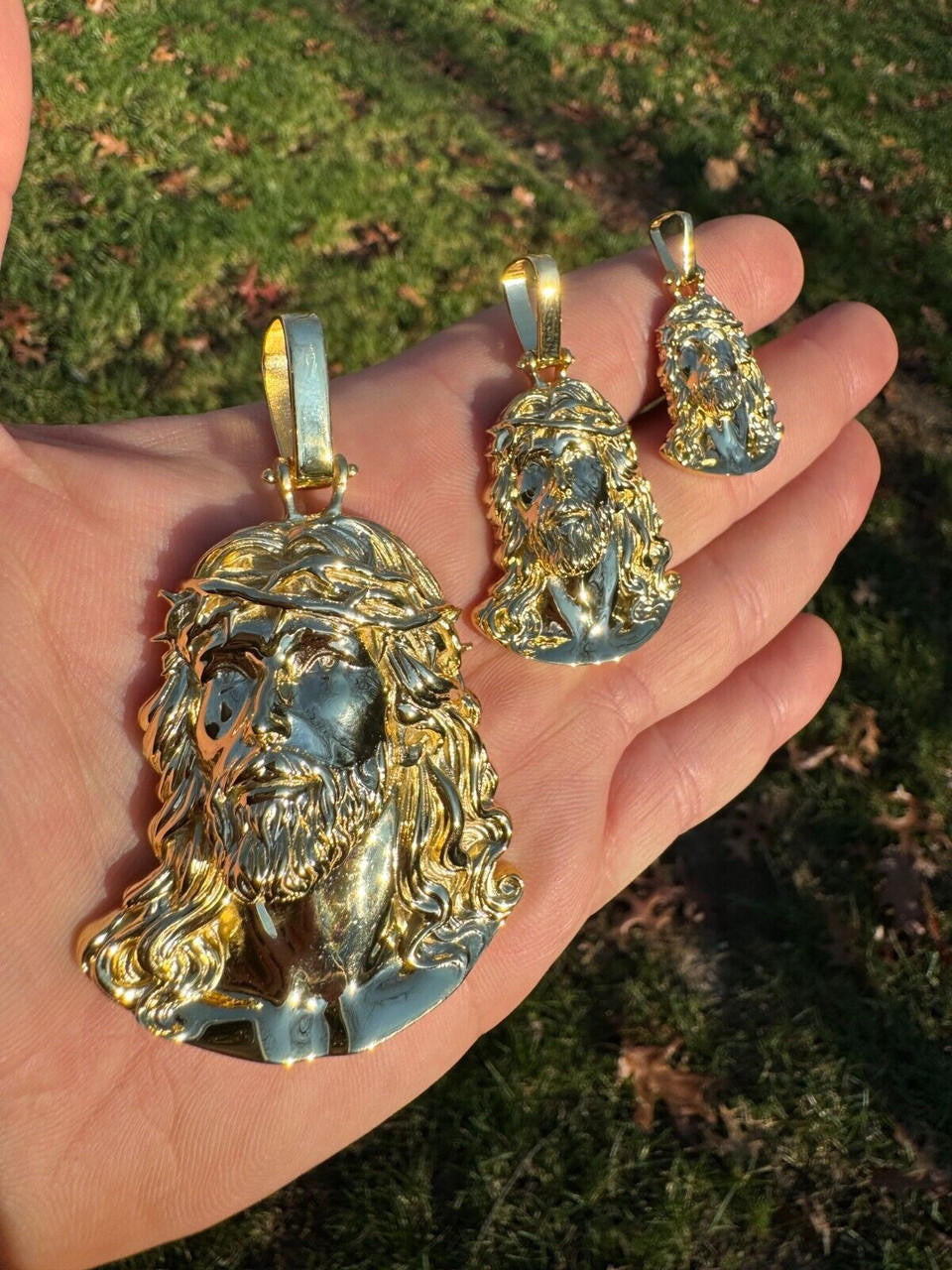 Sacred Jesus Plain Pendant - 14k Gold Vermeil 925 Silver - 3 Sizes 1.5"-3"