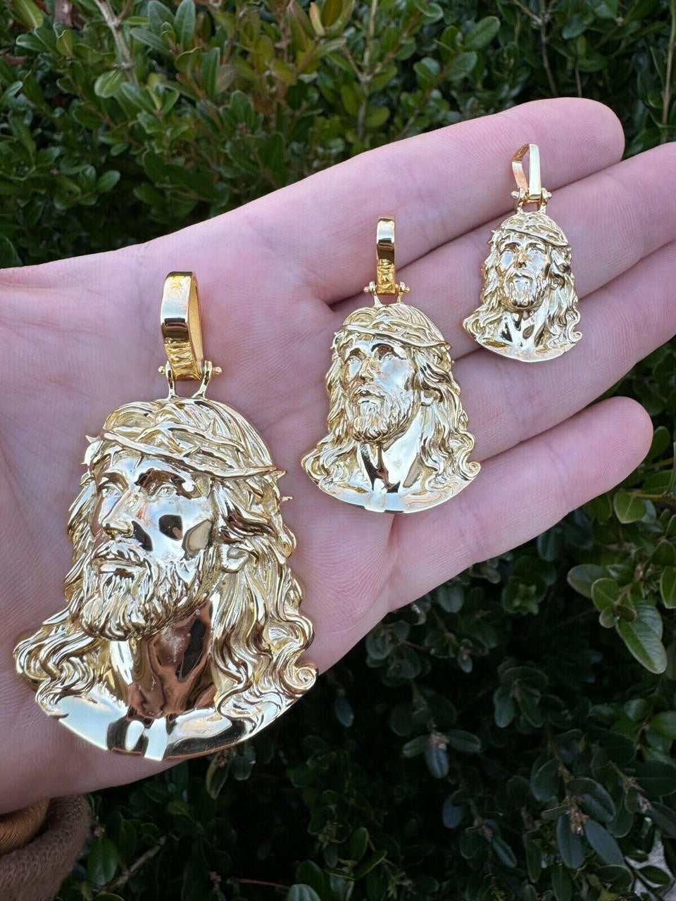 Sacred Jesus Plain Pendant - 14k Gold Vermeil 925 Silver - 3 Sizes 1.5"-3"
