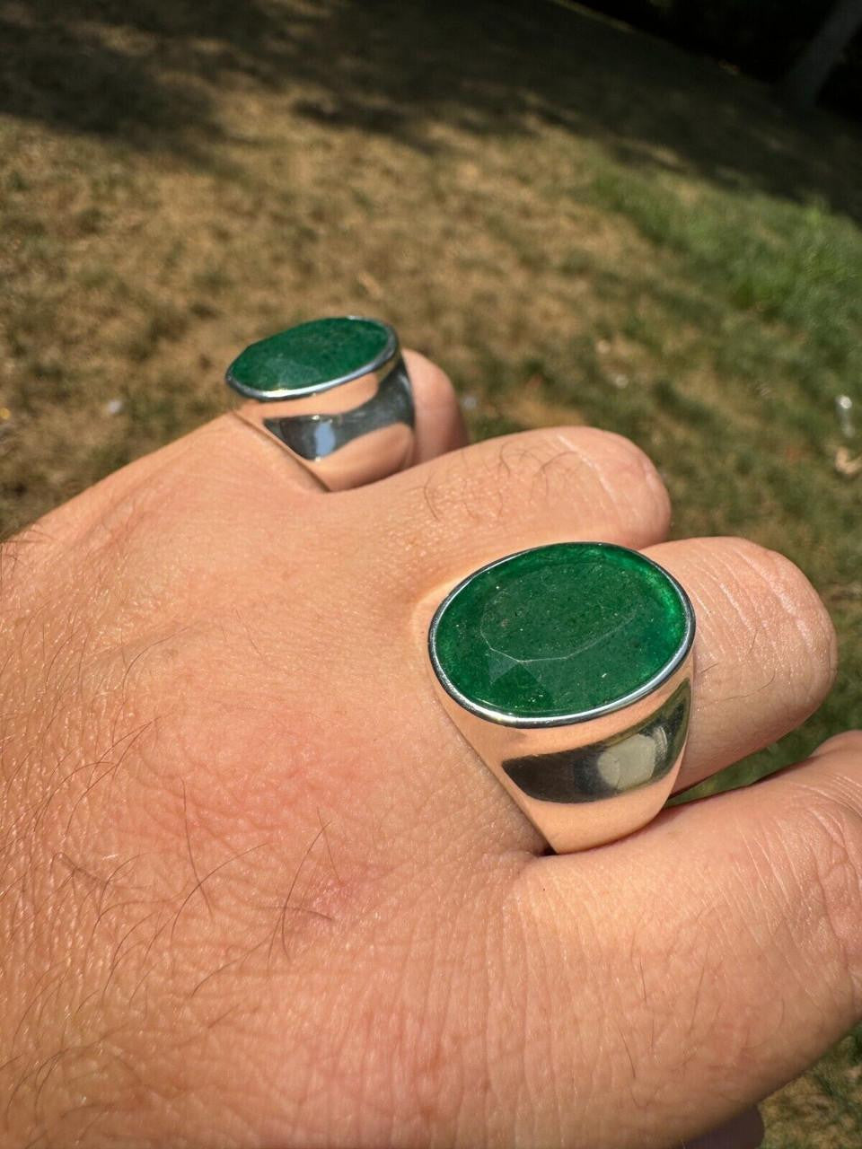 Hollywood Swag Ring - 925 Silver - Genuine Green Emerald Stone