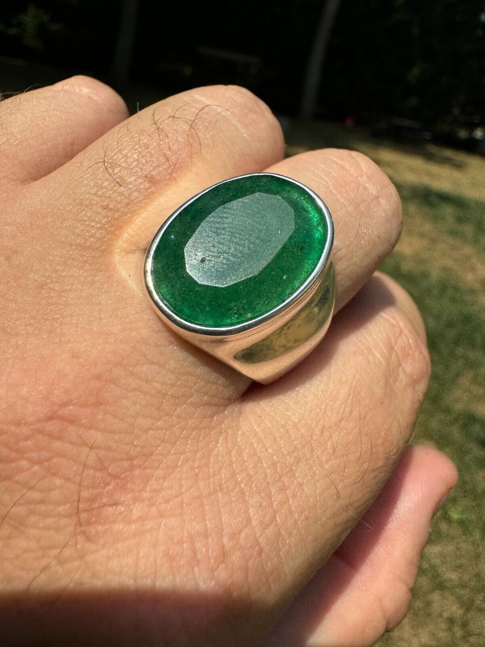 Hollywood Swag Ring - 925 Silver - Genuine Green Emerald Stone