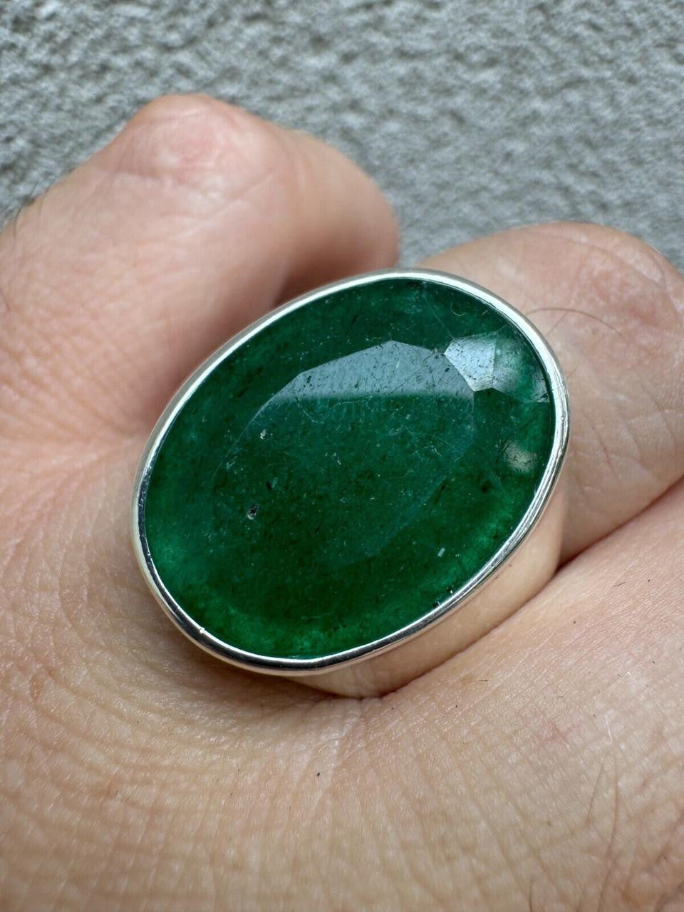 Hollywood Swag Ring - 925 Silver - Genuine Green Emerald Stone