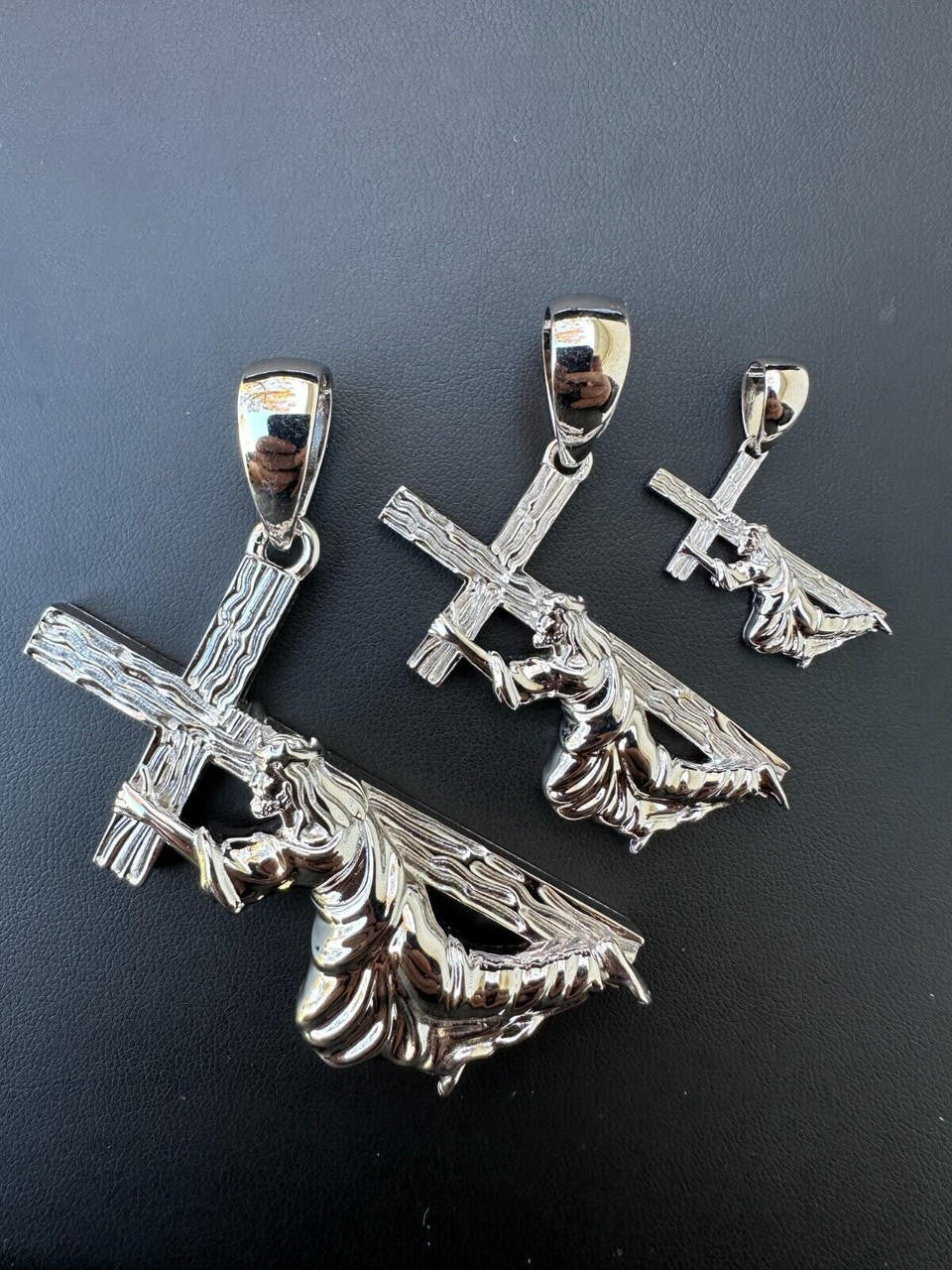 Jesus Carrying Cross Plain Pendant - 925 Silver - 3 Sizes 1"-3"