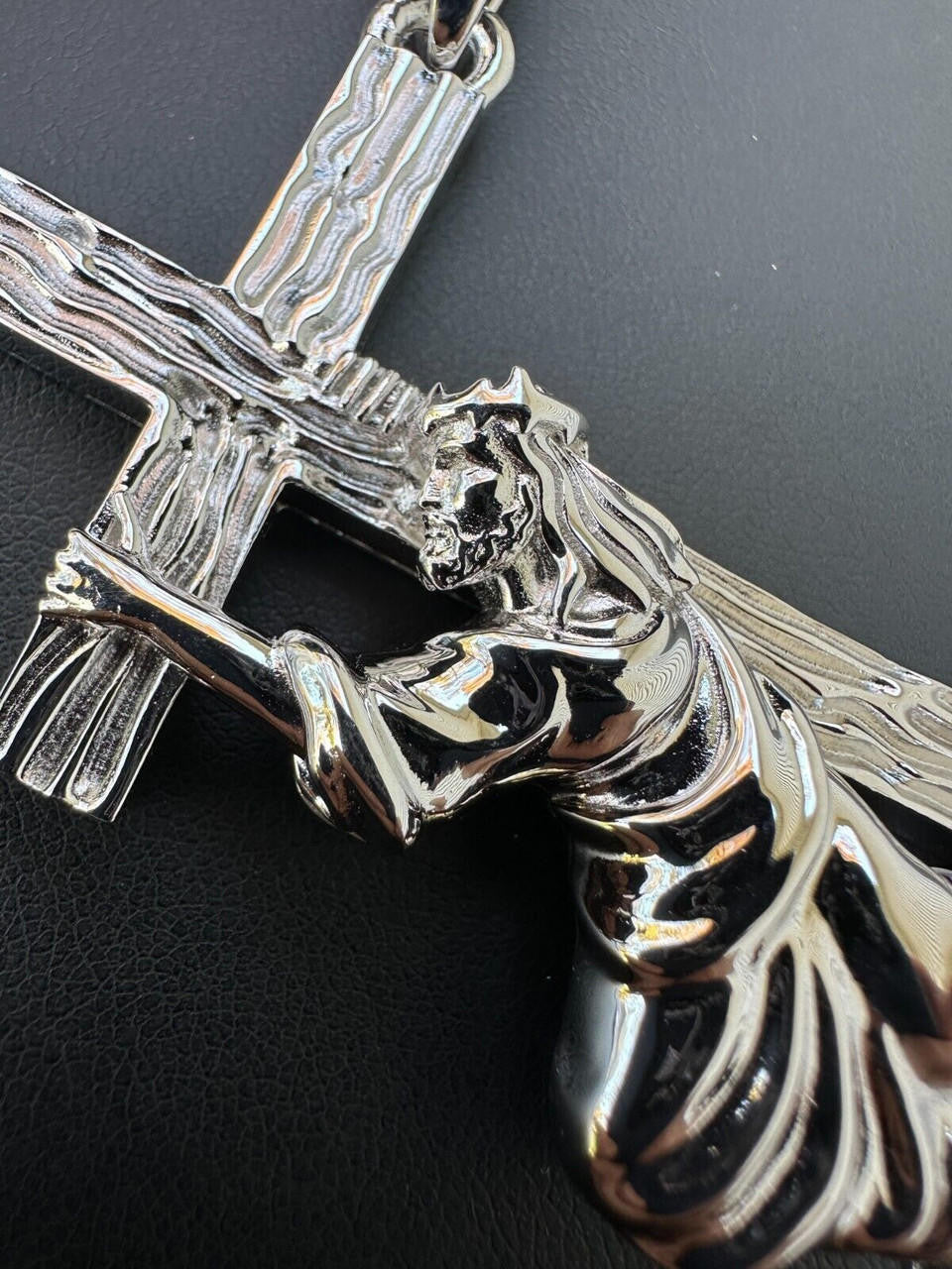 Jesus Carrying Cross Plain Pendant - 925 Silver - 3 Sizes 1"-3"
