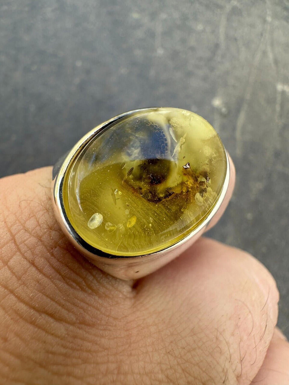 Hollywood Swag Ring - 925 Silver - Genuine Amber Stone