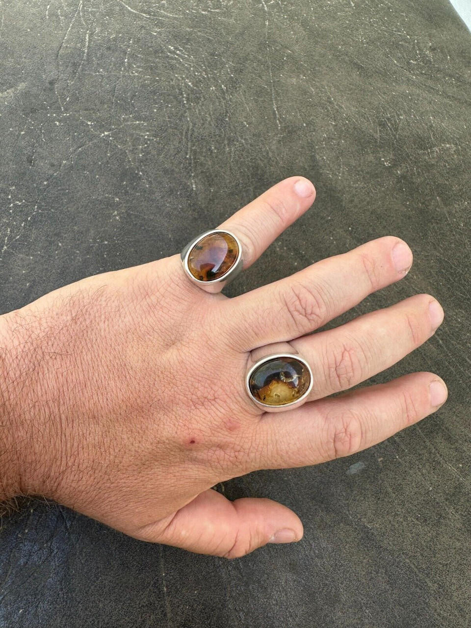 Hollywood Swag Ring - 925 Silver - Genuine Amber Stone