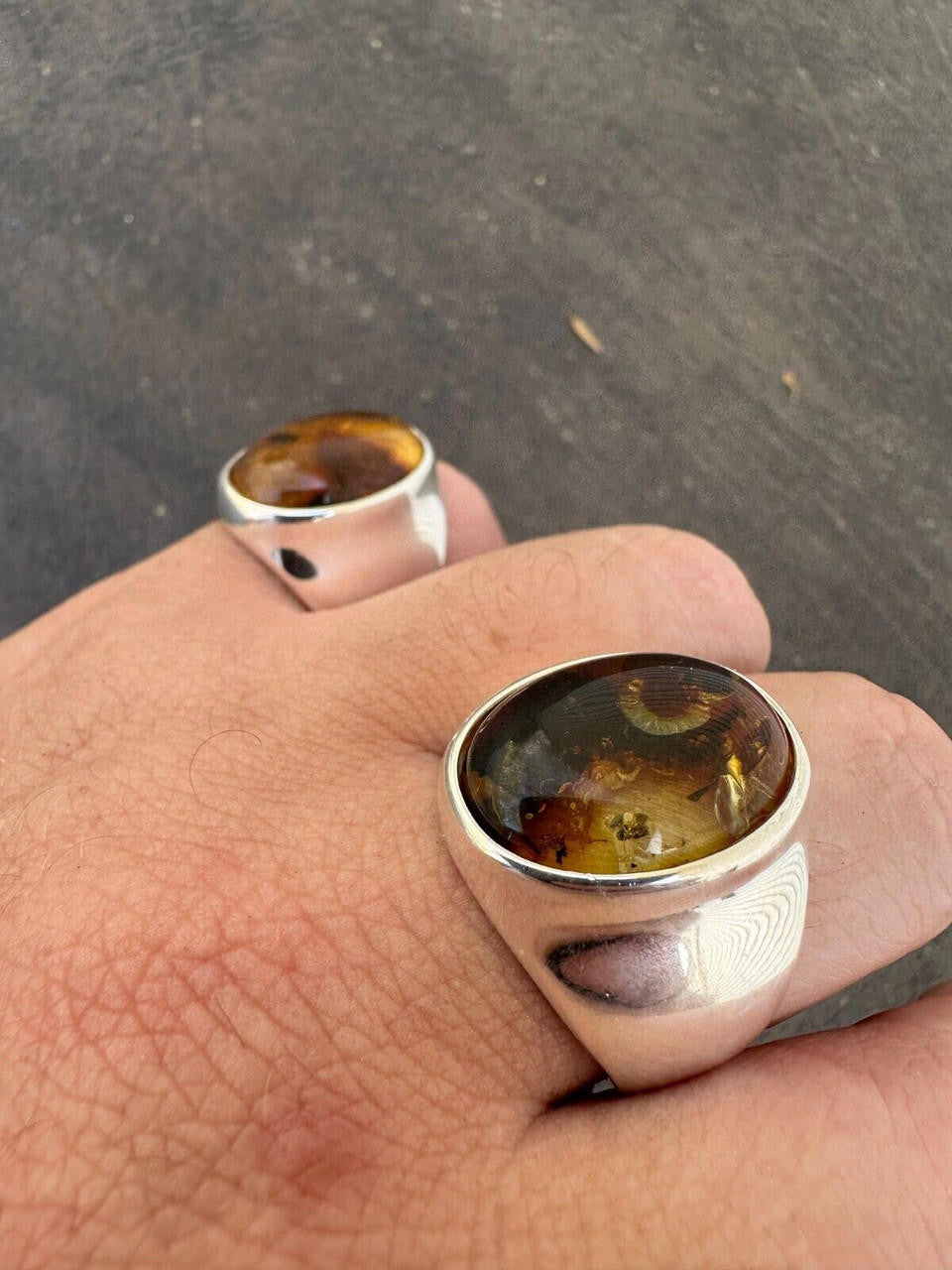 Hollywood Swag Ring - 925 Silver - Genuine Amber Stone