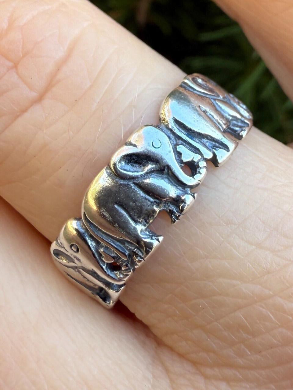 Lucky Elephant Band Ring - 925 Silver - Plain