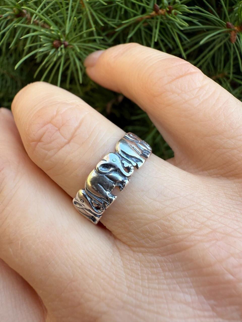 Lucky Elephant Band Ring - 925 Silver - Plain