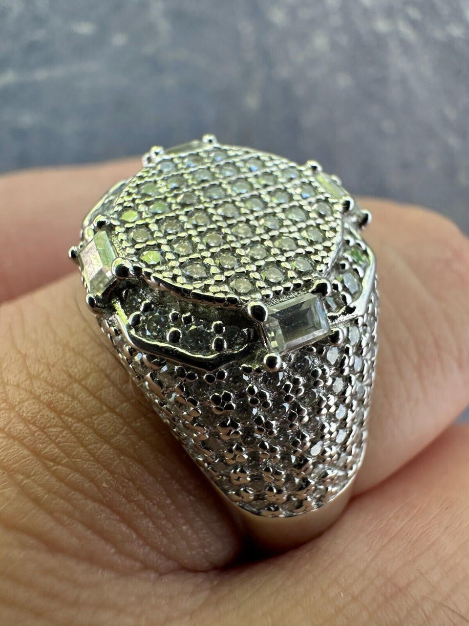 MOISSANITE The Rizz Iced Out Ring - 925 Silver