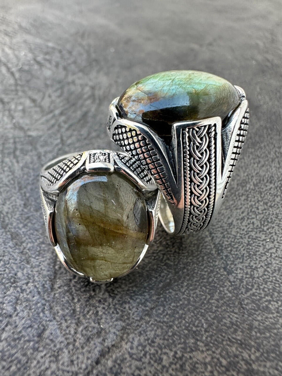 Wealth Ring - 925 Silver Oxidized - Genuine Labradorite Stone