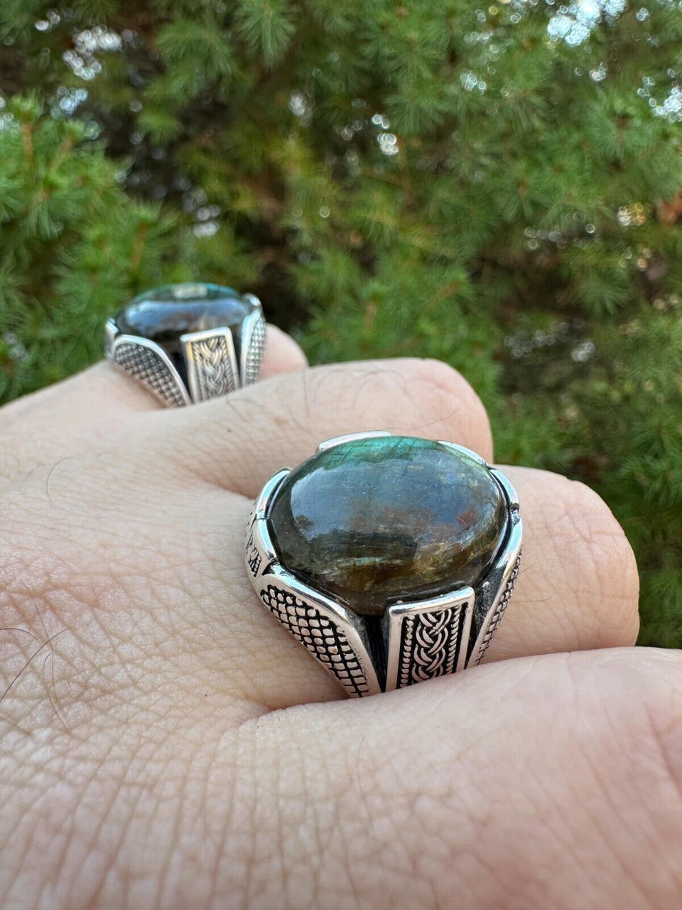 Wealth Ring - 925 Silver Oxidized - Genuine Labradorite Stone