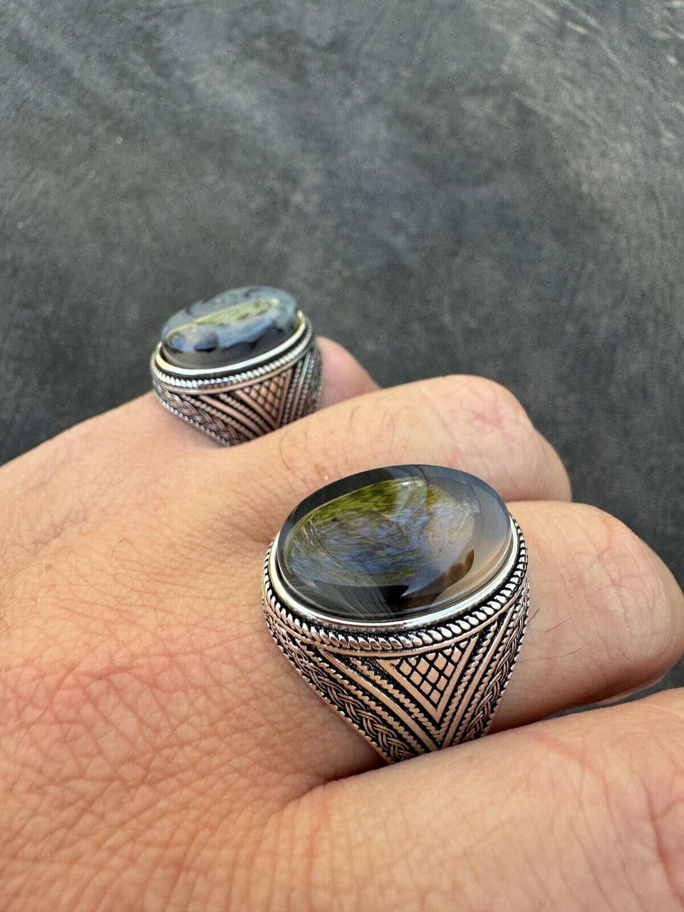 Wisdom Is Power Ring - 925 Silver Oxidized - Genuine Agate Stone