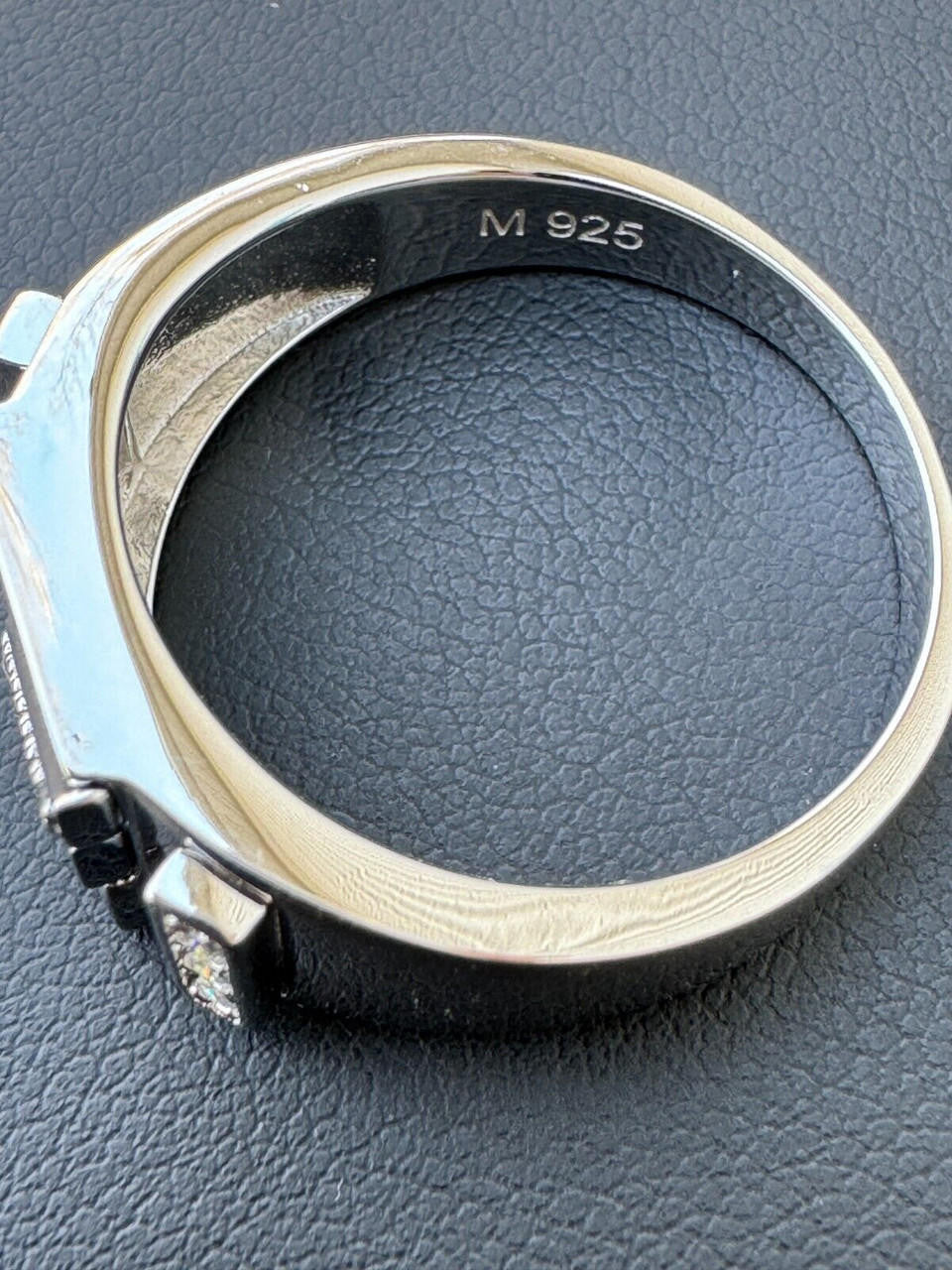 MOISSANITE Old Timer Ring - 925 Silver