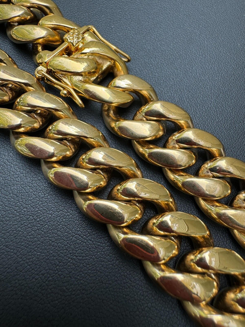 Miami Cuban Link Bracelet - 18k Yellow Gold Plated Stainless Steel - 6"-10" - 6mm-18mm