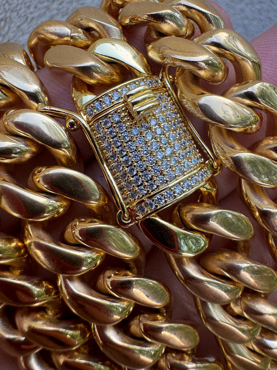 Miami Cuban Link Chain Necklace W. CZ Clasp - 18k Gold Plated Stainless Steel - 16"-30" - 8mm-14mm