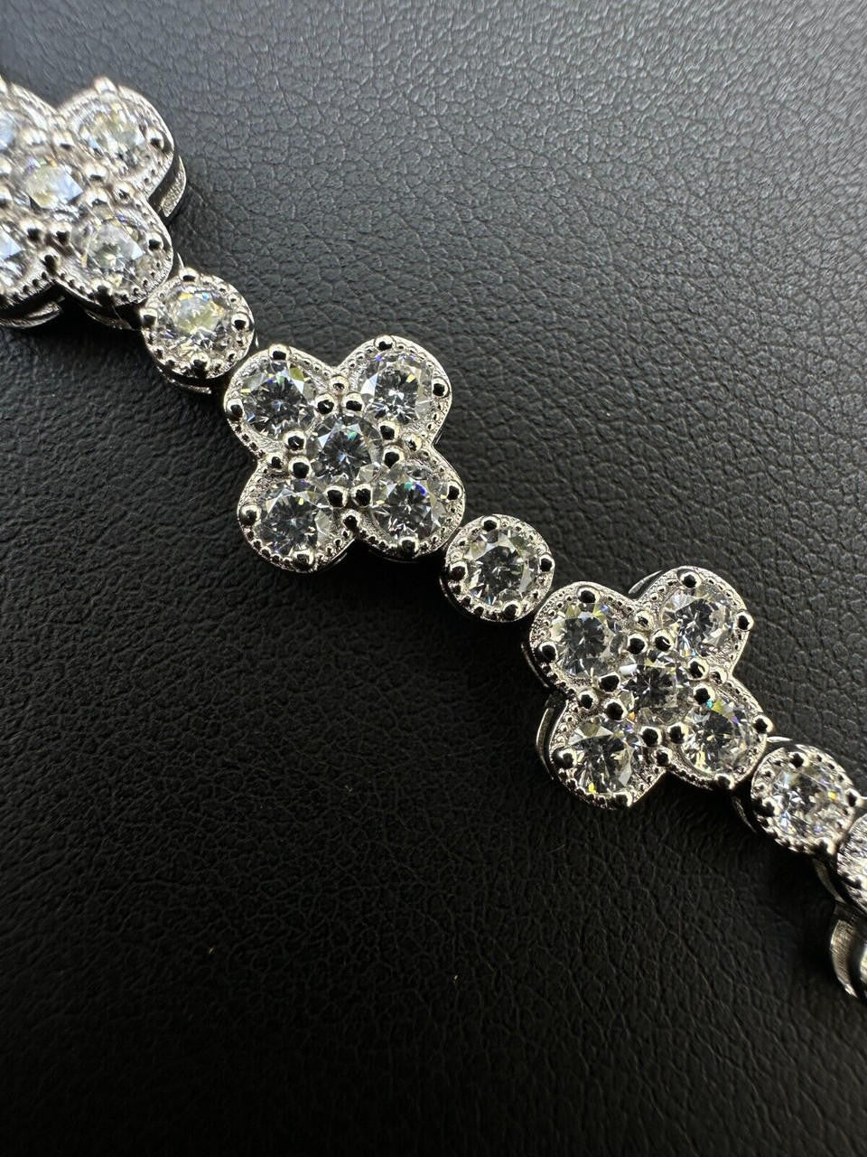 MOISSANITE Clover Tennis Bracelet Iced Out - 925 Silver - 10mm - 6"-8.5"