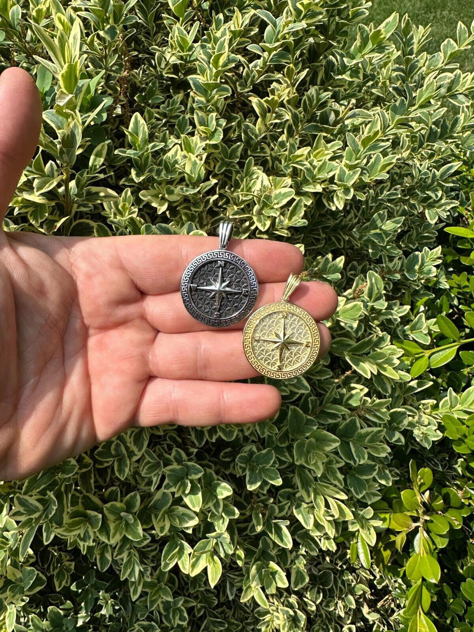 North Star Compass Medallion Vintage Pendant - 14k Gold Vermeil Or Oxidized 925 Silver - Small 1.5"