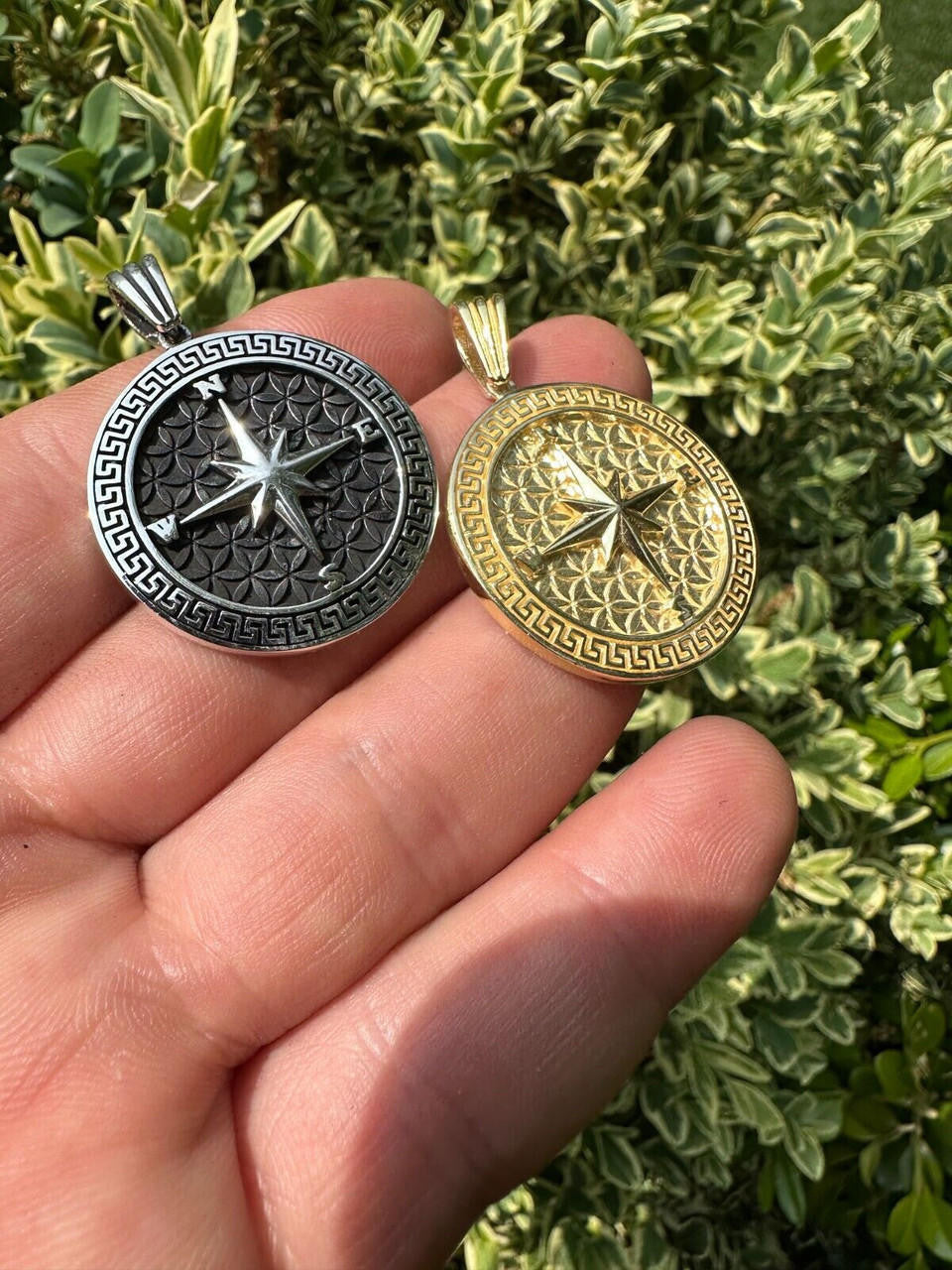North Star Compass Medallion Vintage Pendant - 14k Gold Vermeil Or Oxidized 925 Silver - Small 1.5"