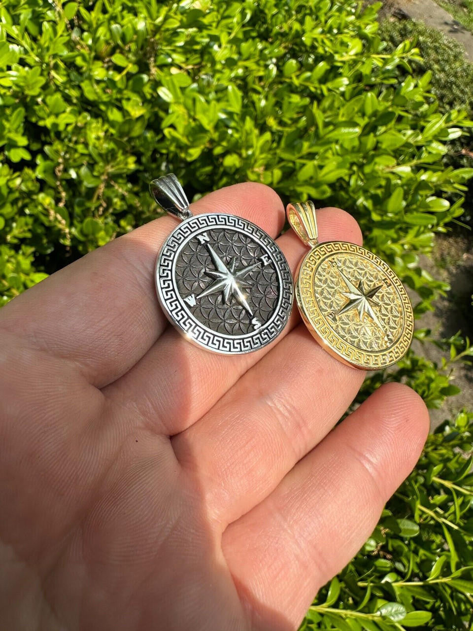 North Star Compass Medallion Vintage Pendant - 14k Gold Vermeil Or Oxidized 925 Silver - Small 1.5"