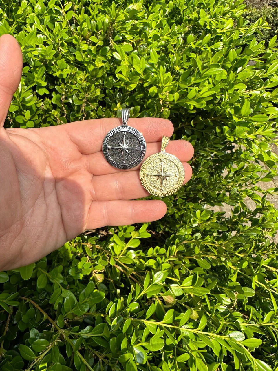 North Star Compass Medallion Vintage Pendant - 14k Gold Vermeil Or Oxidized 925 Silver - Small 1.5"