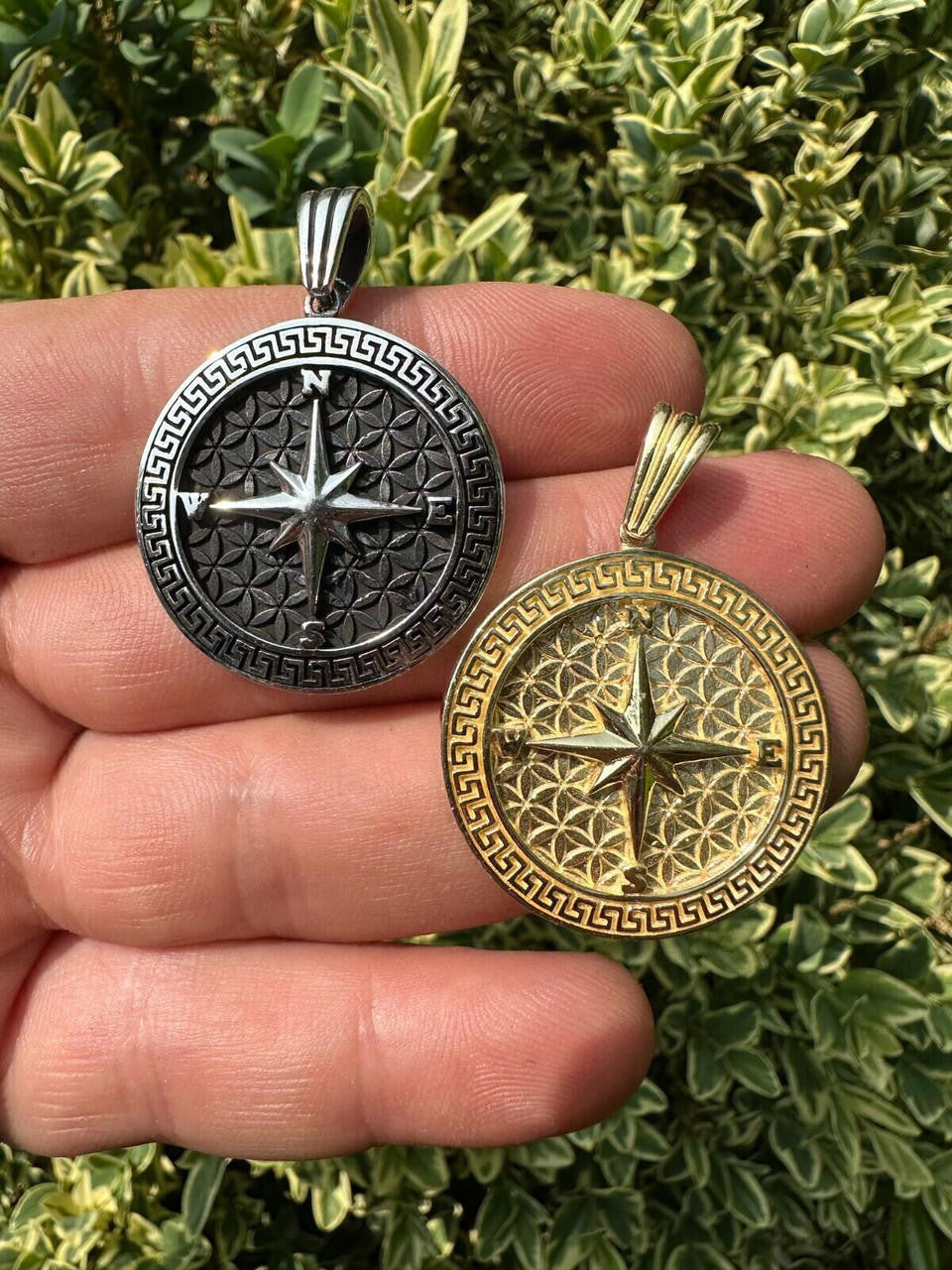 North Star Compass Medallion Vintage Pendant - 14k Gold Vermeil Or Oxidized 925 Silver - Small 1.5"
